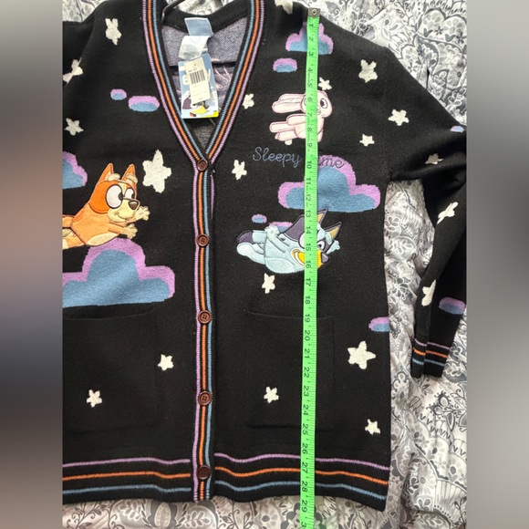 Box Lunch Bluey Cardigan - Picture 11 of 11